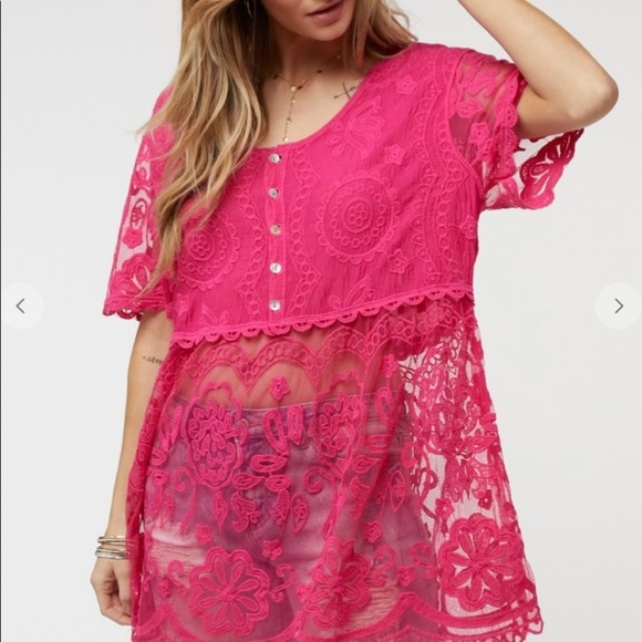 Crochet round neck button down top. - Picture 2 of 5